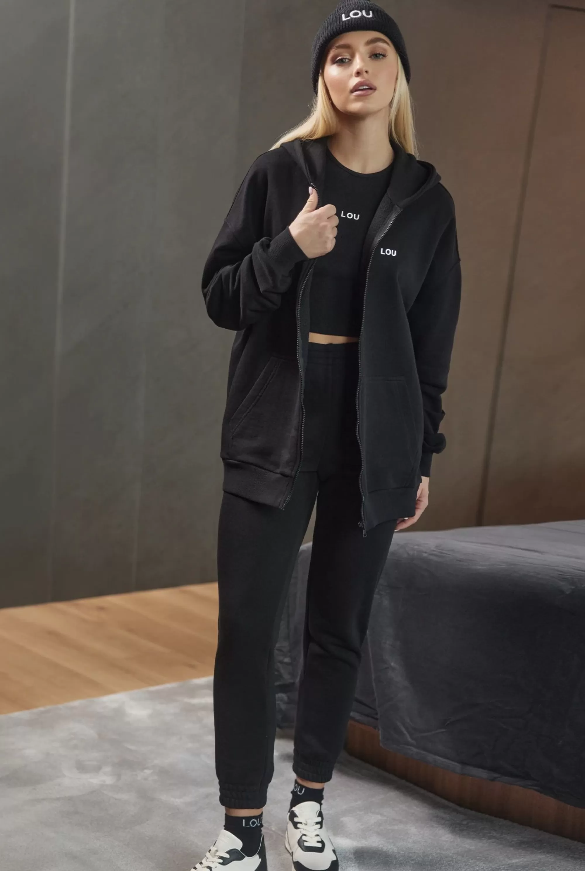 Sale Saura Black Tracksuit Set In Black Women Tracksuits